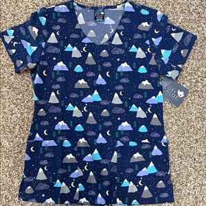 Zoe + Cole Scrub Top Mountain Moons Stars - Navy XS NWT
